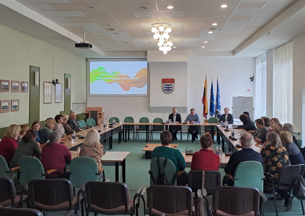 Baigtas pasitarimų ciklas apie matematikos mokymą rajone