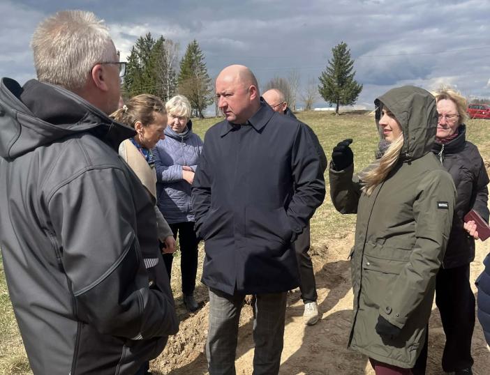 Seniūnijų kelių lyginimo ir tvarkymo kokybė aptarta vietose