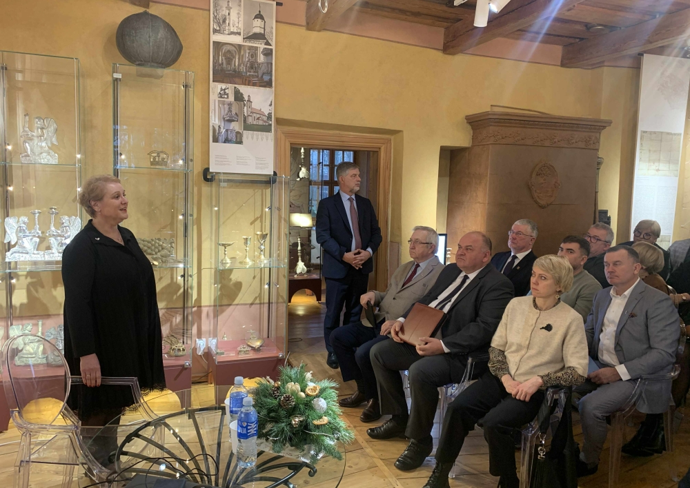 Molėtų rajono savivaldybės tarybos posėdis ir kalėdinės veiklos Videniškiuose