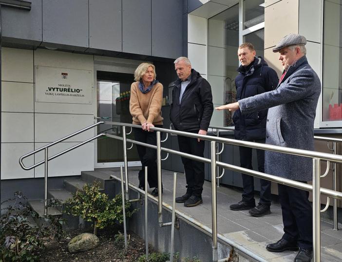 Molėtų „Vyturėlio“ vaikų lopšelyje-darželyje - remonto darbai