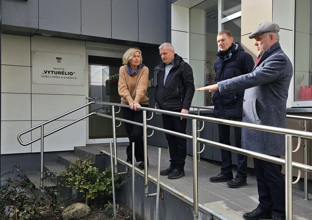 Molėtų „Vyturėlio“ vaikų lopšelyje-darželyje - remonto darbai