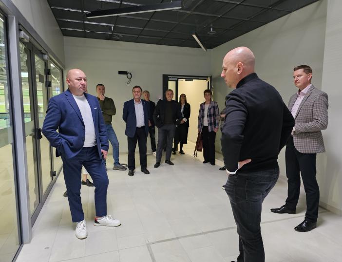 Molėtų baseine vyko koncesijos sutarties pasirašymo metų sukakties minėjimas