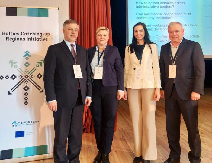Daugpilyje vyko tarptautinis forumas tema „Baltijos šalių besivejantys regionai“