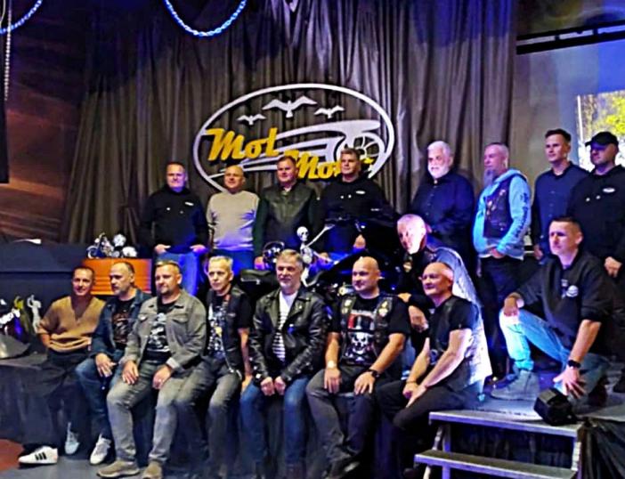 Baikerių klubas „Molmoto“ paminėjo 15 metų veiklos sukaktį