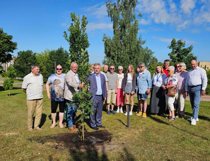 Hiorstelio ir Molėtų draugystei – naujas simbolis miesto erdvėje