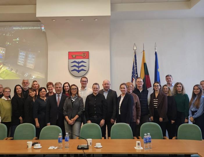 Molėtų rajono savivaldybėje lankėsi Šilutės rajono savivaldybės delegacija