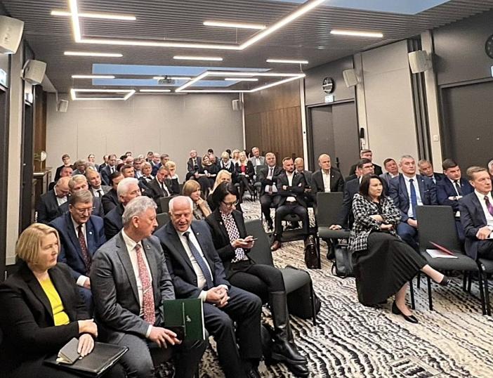 Molėtų rajono meras dalyvavo merų diskusijoje apie vietos savivaldos modelį