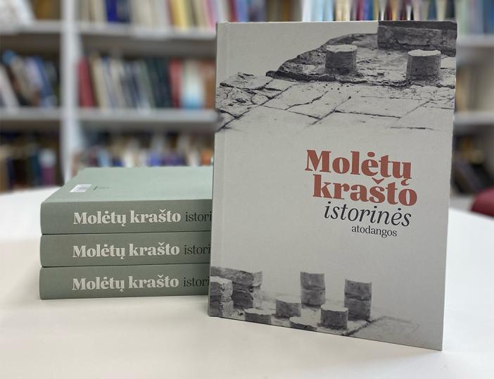 Išleista knyga „Molėtų krašto istorinės atodangos“