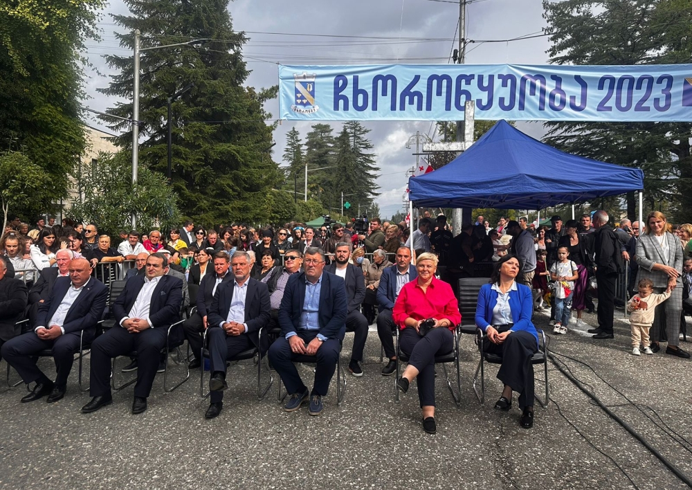 Spalio 5-8 dienomis Sakartvele (Gruzijoje), Chkhorotsku savivaldybėje viešėjo Molėtų delegacija