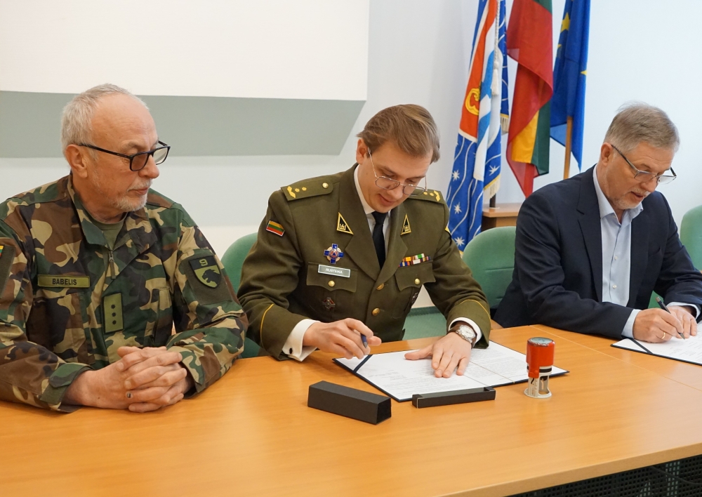 Molėtų rajono savivaldybė atnaujino bendradarbiavimą su Lietuvos šaulių sąjunga