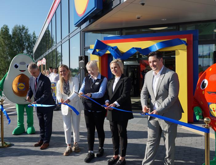 Molėtuose atidaryta „Lidl“ parduotuvė