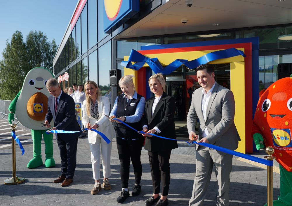 Molėtuose atidaryta „Lidl“ parduotuvė