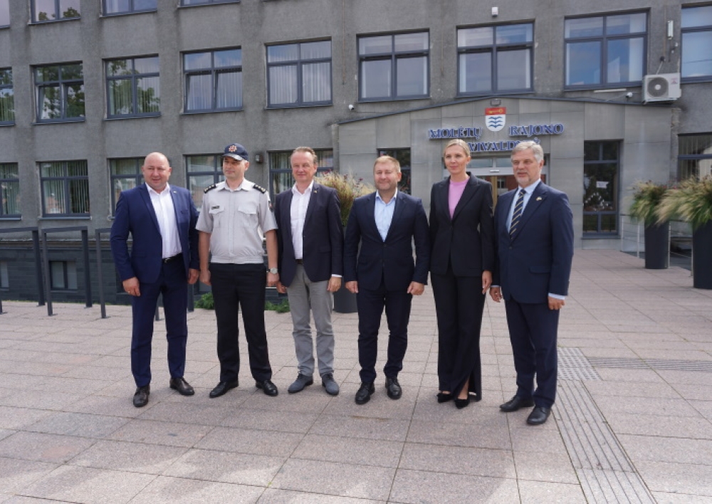 Molėtuose darbo vizitu lankėsi vidaus reikalų ministrė A. Bilotaitė