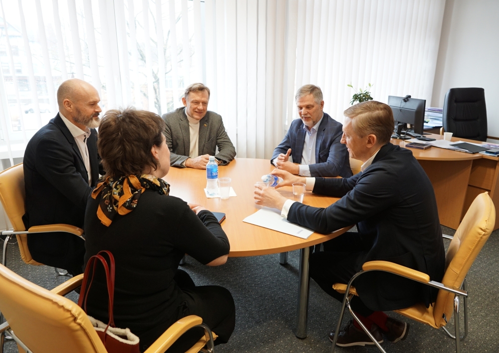 Susitikime su Kultūros ministru aptarti Dubingių pilies atkūrimo planai