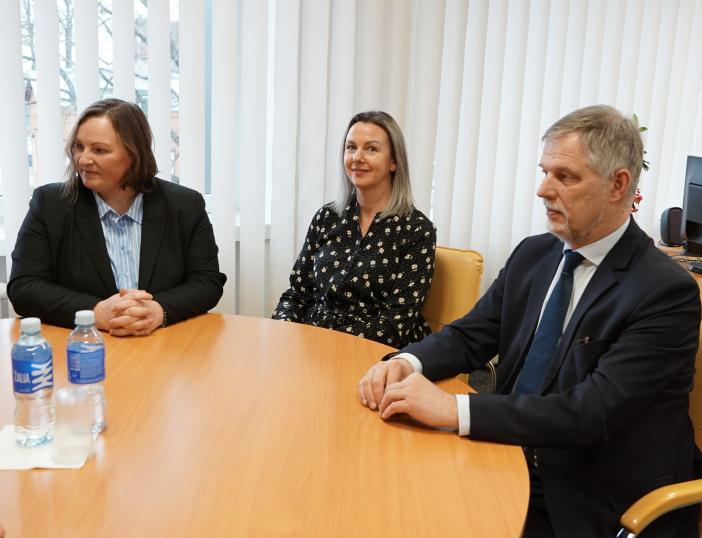 Tartasi apie asmenų, Molėtuose turinčių antrąjį būstą, įtraukimo galimybes