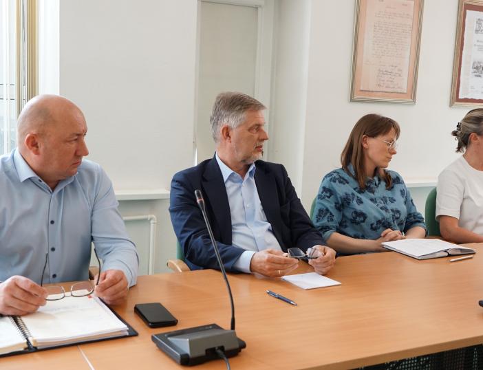 Molėtų rajono savivaldybėje aptarti aktualūs seniūnijų klausimai