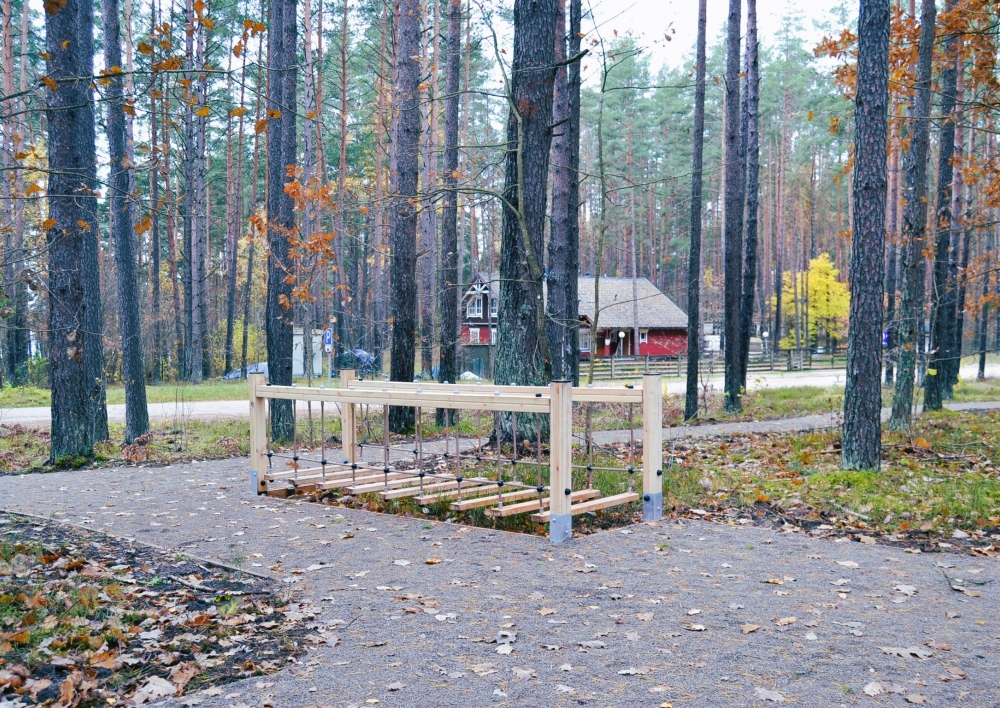 Mindūnų apžvalgos bokšto aplinką papuošė ir papildė nauja įranga