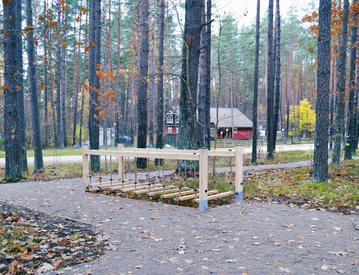 Mindūnų apžvalgos bokšto aplinką papuošė ir papildė nauja įranga