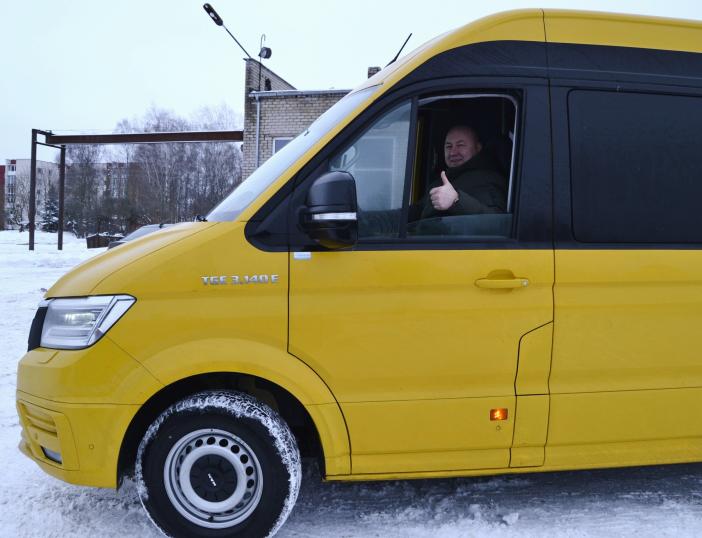 Nupirkti du elektriniai autobusai, kurie bus skirti mokykloms