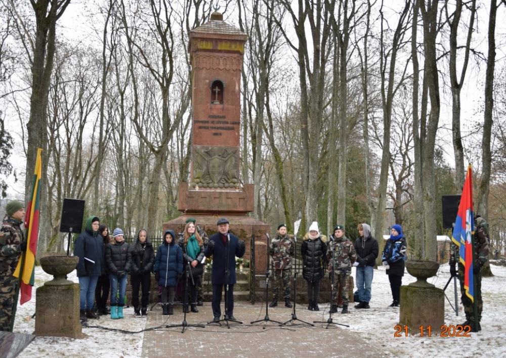 Lietuvos kariuomenės dieną Molėtų rajone pagerbti Lietuvos laisvės gynėjai ir kovose žuvę kariai savanoriai