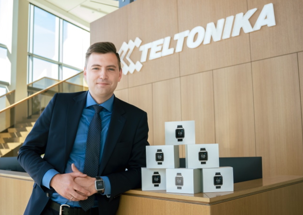 „Teltonika“ pradėjo gaminti medicininę apyrankę, padedančią širdies ligomis sergantiems žmonėms