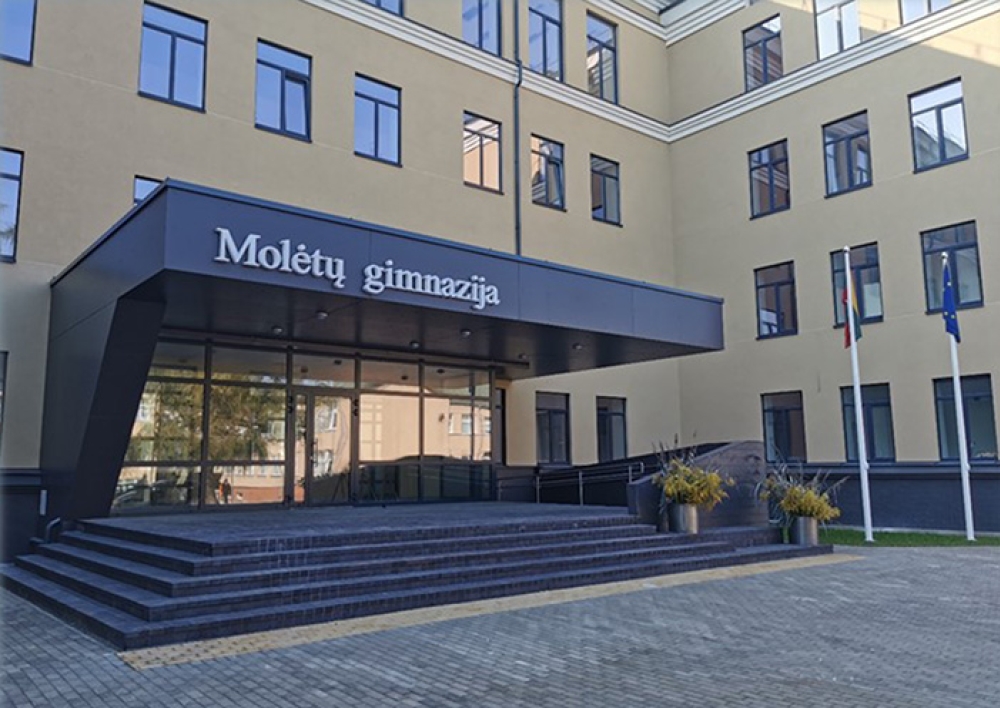 Informacija apie 2027 m. bazinės mokyklos skyrimą Molėtų rajono savivaldybės teritorijoje