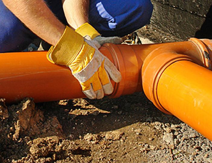 Molėtų mieste prie nuotekų tinklų prijungti 48 privatūs namai