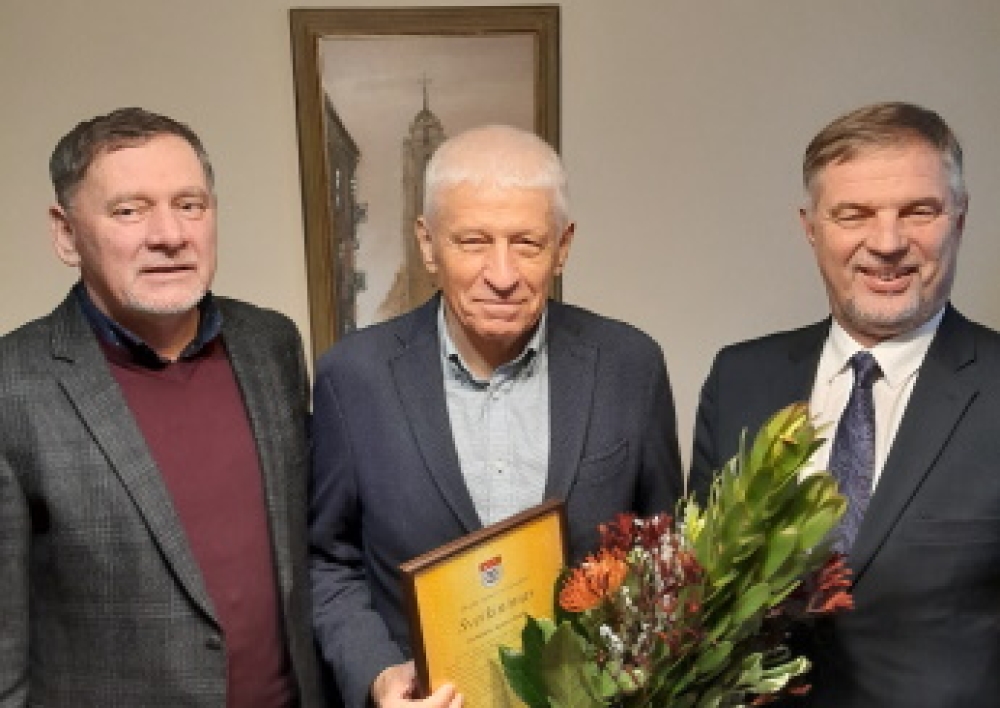 Molėtų rajono garbės piliečiui Algirdui Šakaliui – 80!