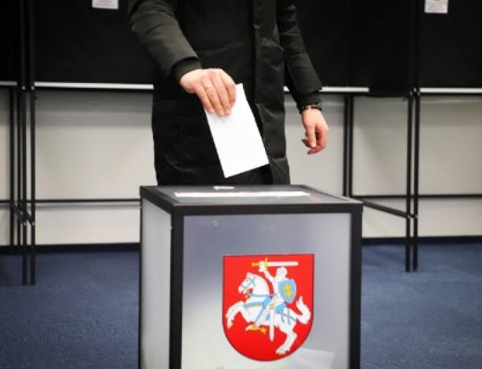 Antradienį prasideda tris dienas truksiantis balsavimas iš anksto Respublikos Prezidento rinkimų antrajame ture
